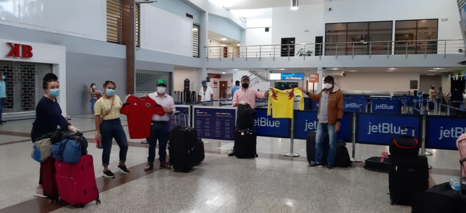 Desde República Dominicana, regresan al país 46 colombianos en un vuelo de carácter humanitario ante la emergencia mundial por COVID-19