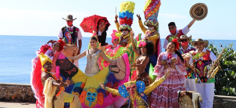 La cultura colombiana se tomó la ciudad de Santo Domingo gracias a la actividad “Ruta Carnavalera”