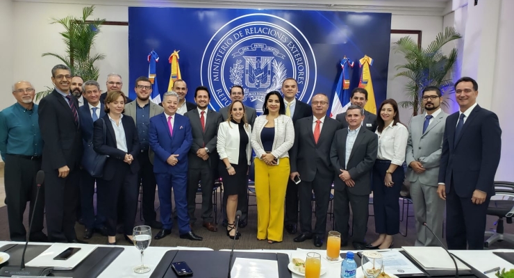 La Embajada de Colombia promueve encuentro entre los empresarios colombianos y el Canciller de República Dominicana