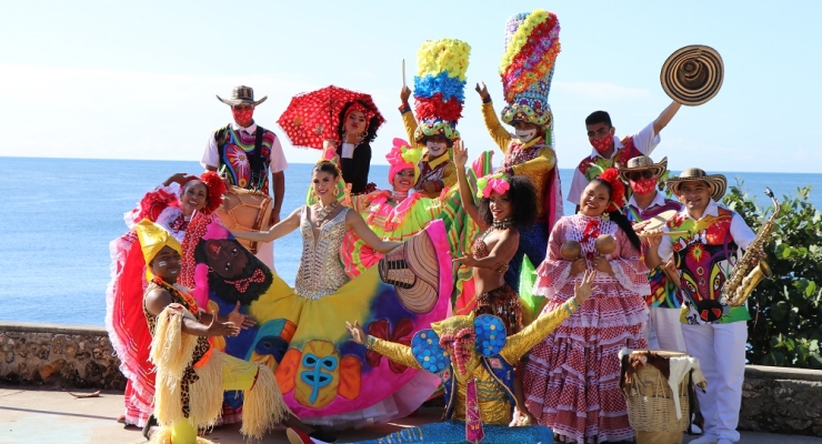 La cultura colombiana se tomó la ciudad de Santo Domingo gracias a la actividad “Ruta Carnavalera”